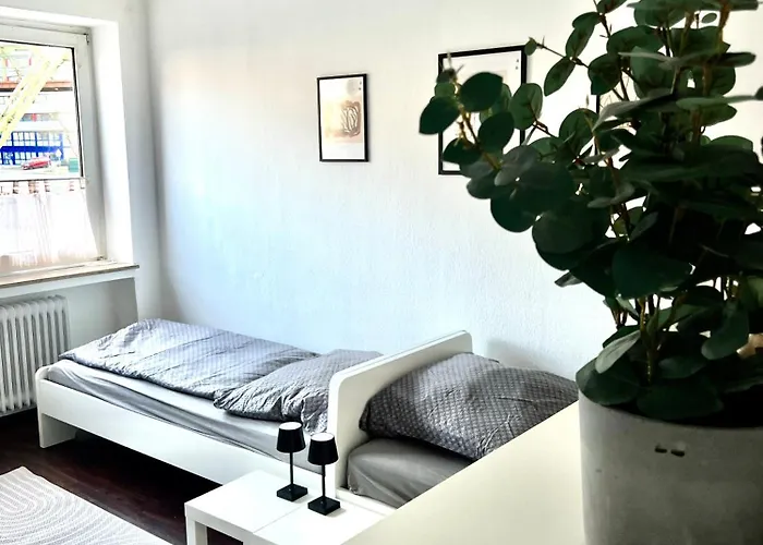 5 Min A46 - Parkplatz,wifi,netflix,self Check-in Lejlighed *