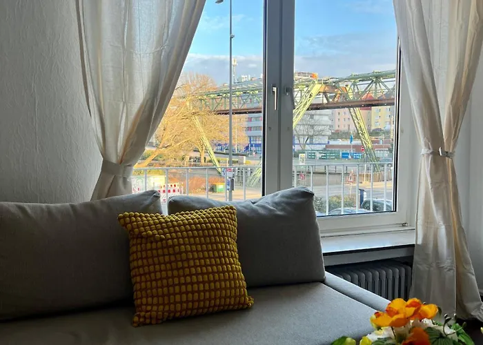 5 Min A46 - Parkplatz,wifi,netflix,self Check-in Lejlighed *